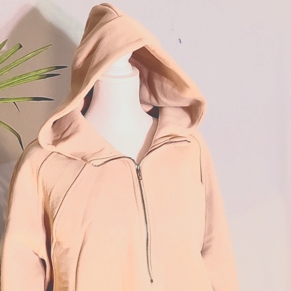 NWOT Pullover Hoodie Sweatshirt - Picture 2 of 11